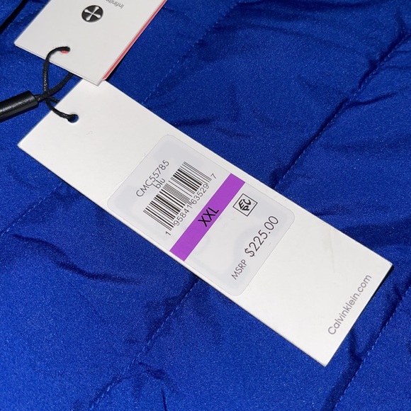 Calvin Klein Men’s Puffer Hooded Jacket🆕 - Picture 9 of 15